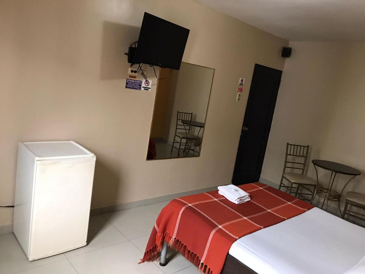 גוויאקיל Hostal Bellagio מראה חיצוני תמונה